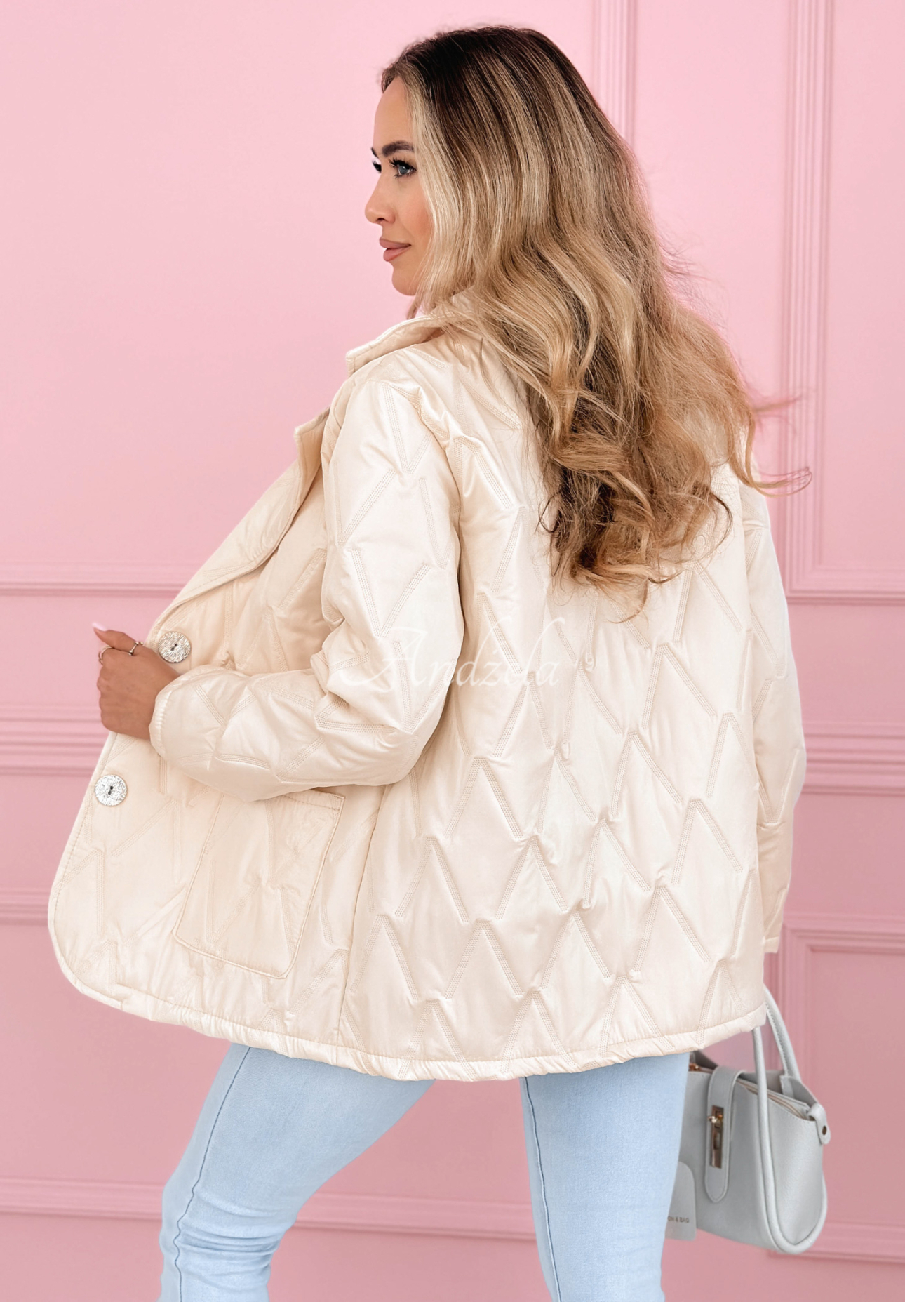 Quilted jacket with collar and pockets Oleander beige