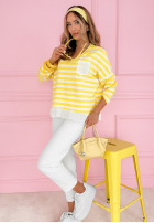 Sweter w paski z koronką Leonor biało-błękitny