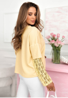 Bluza z koronkowymi rękawami i serduszkiem Addison żółta