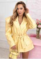 Skórzana marynarka z szerokimi ramionami i paskiem Aveline czarna