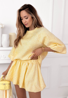 Layla yellow short-sleeved blouse with texture