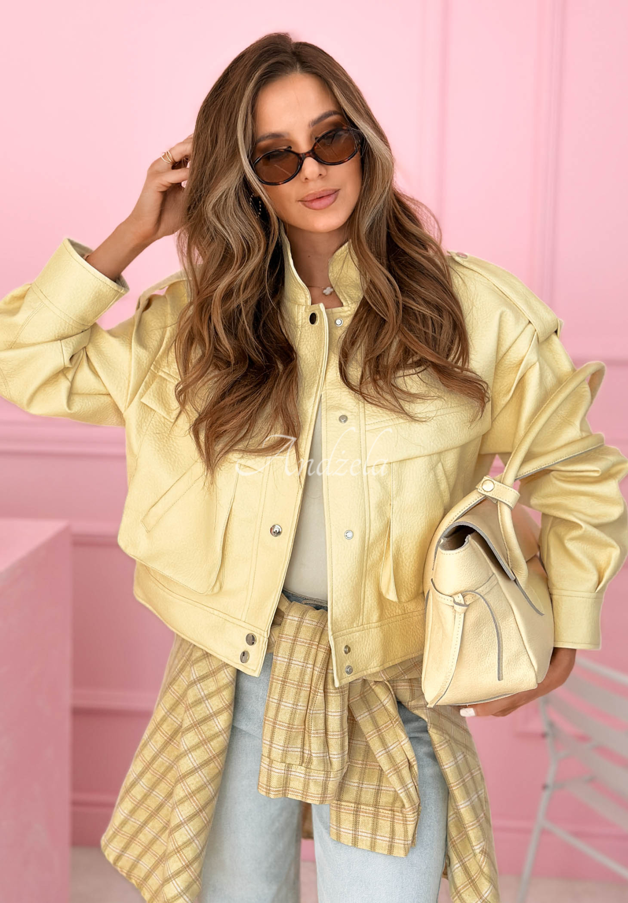 Krótka skórzana kurtka z kołnierzem Jolie żółta