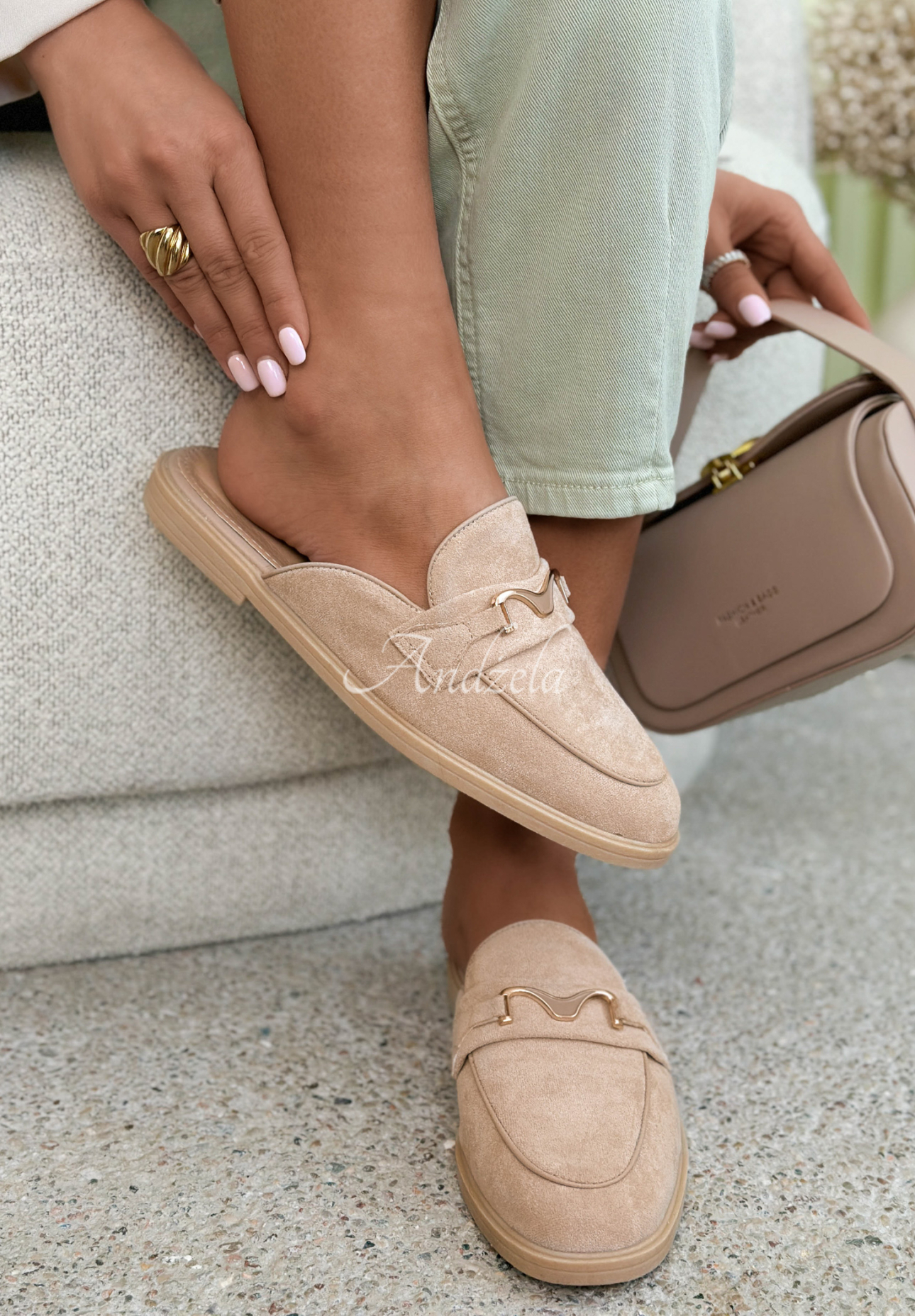 Sylvette beige suede moccasin sandals