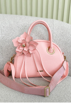 Skórzana torebka z kwiatem Kallie ecru