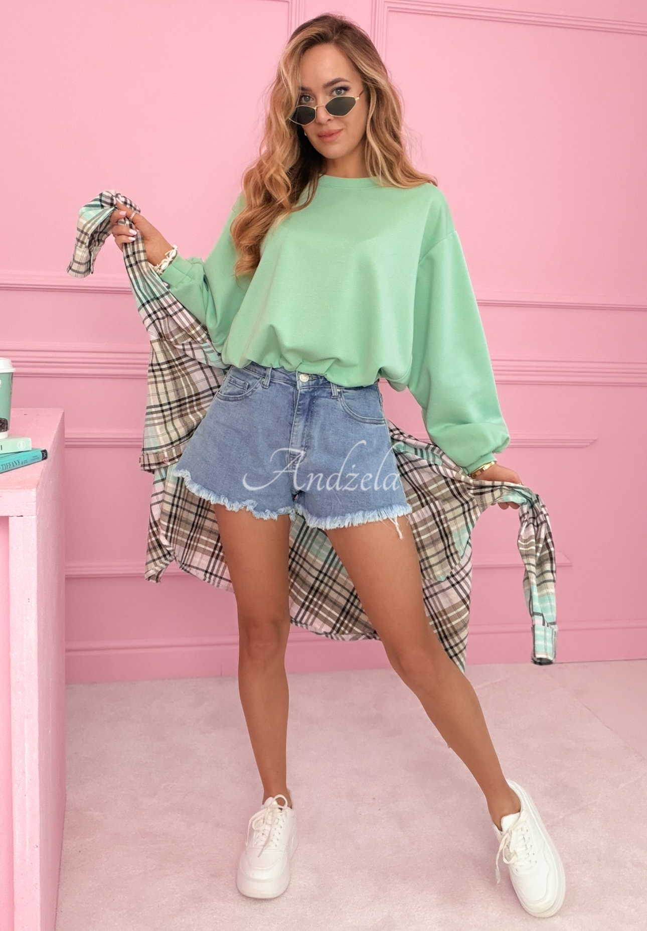 Lorraine pistachio butter sweatshirt with ribbing