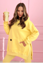 Sweatshirt z kieszenią i kapturem Siempre in pink