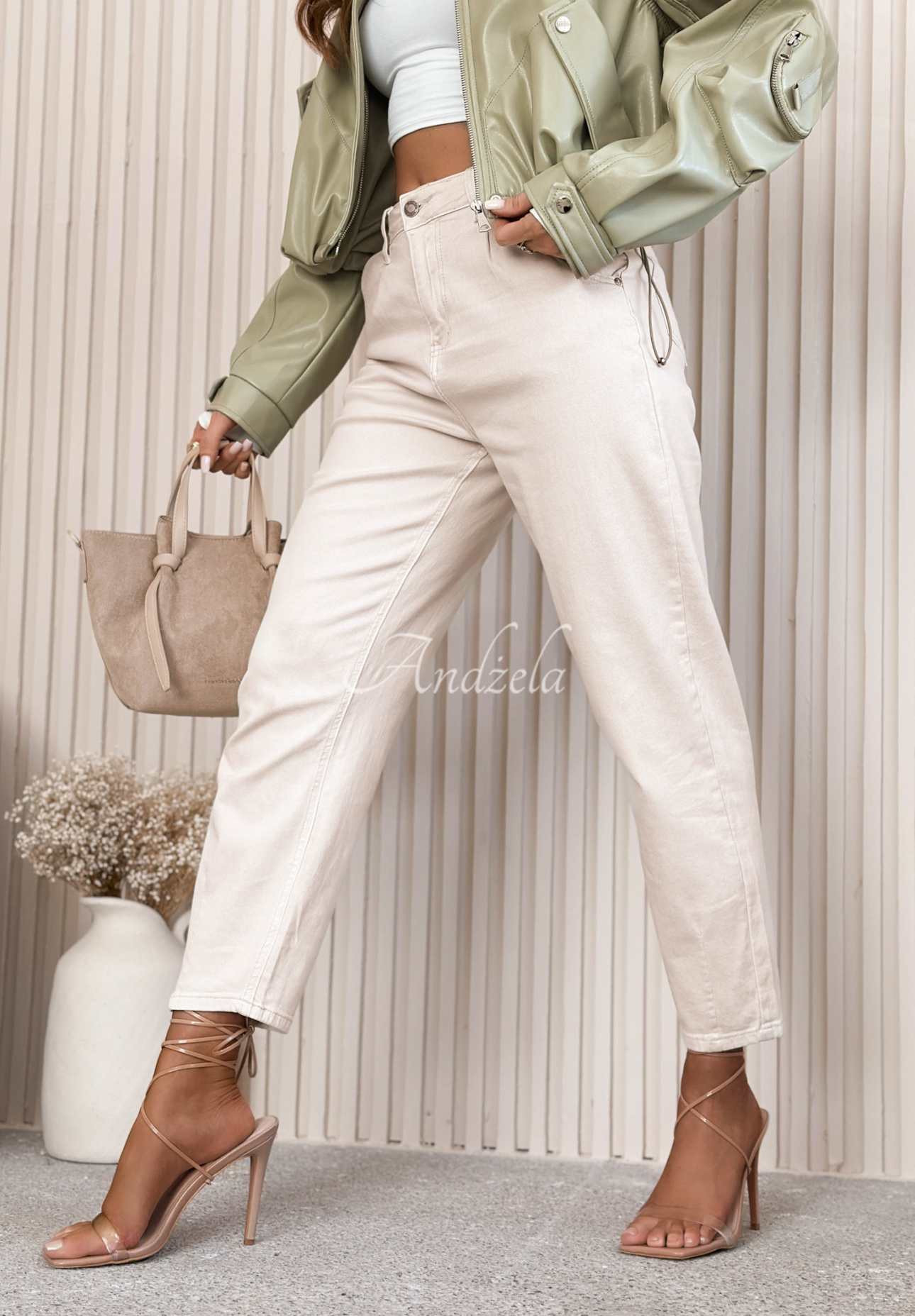 Gracie Light Beige Balloon Jeans
