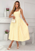 Rozkloszowana sukienka midi z kwadratowym dekoltem Aurelie pudrowy róż