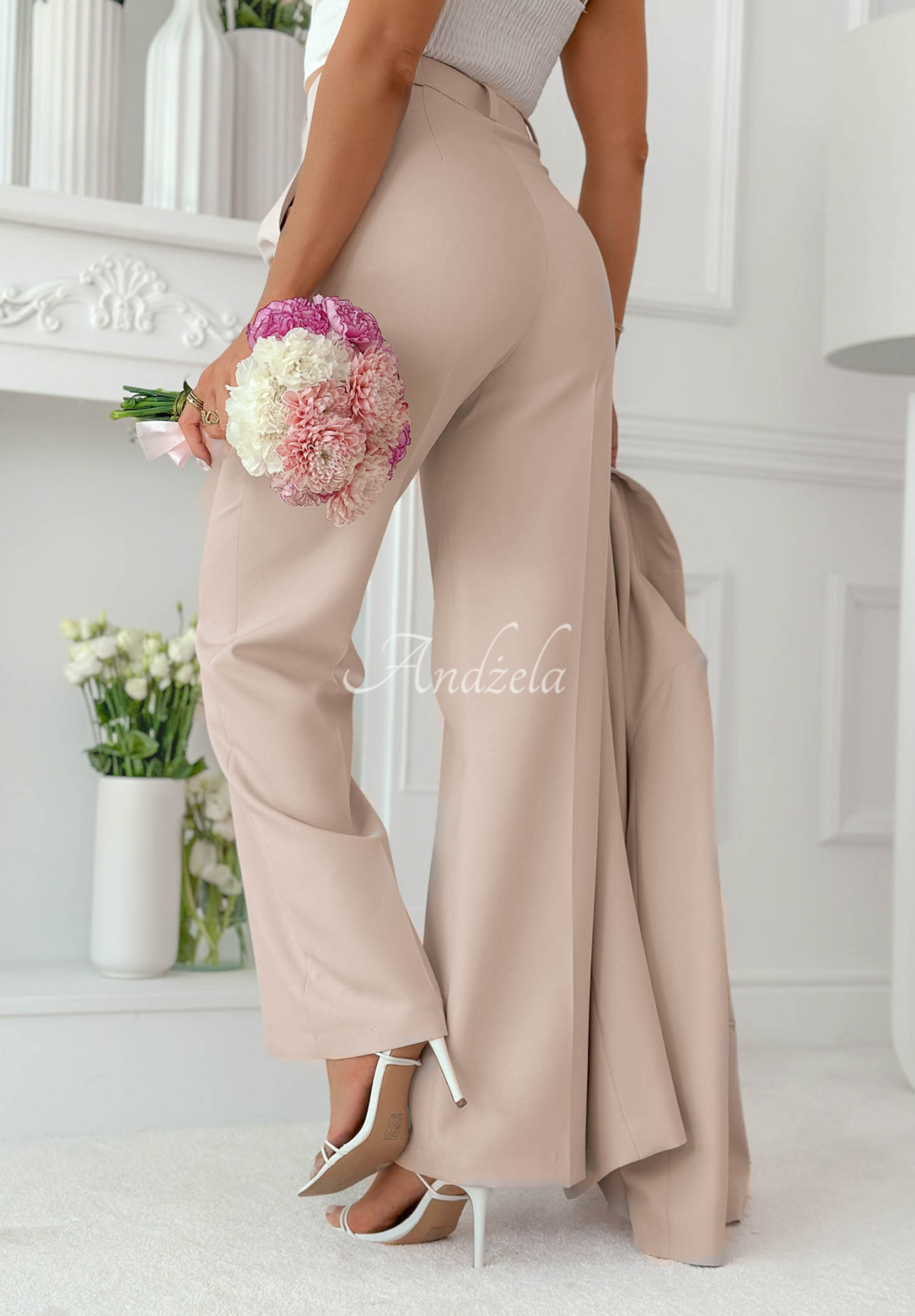 Elegant beige wide-leg viscose pants by Perfect Timing