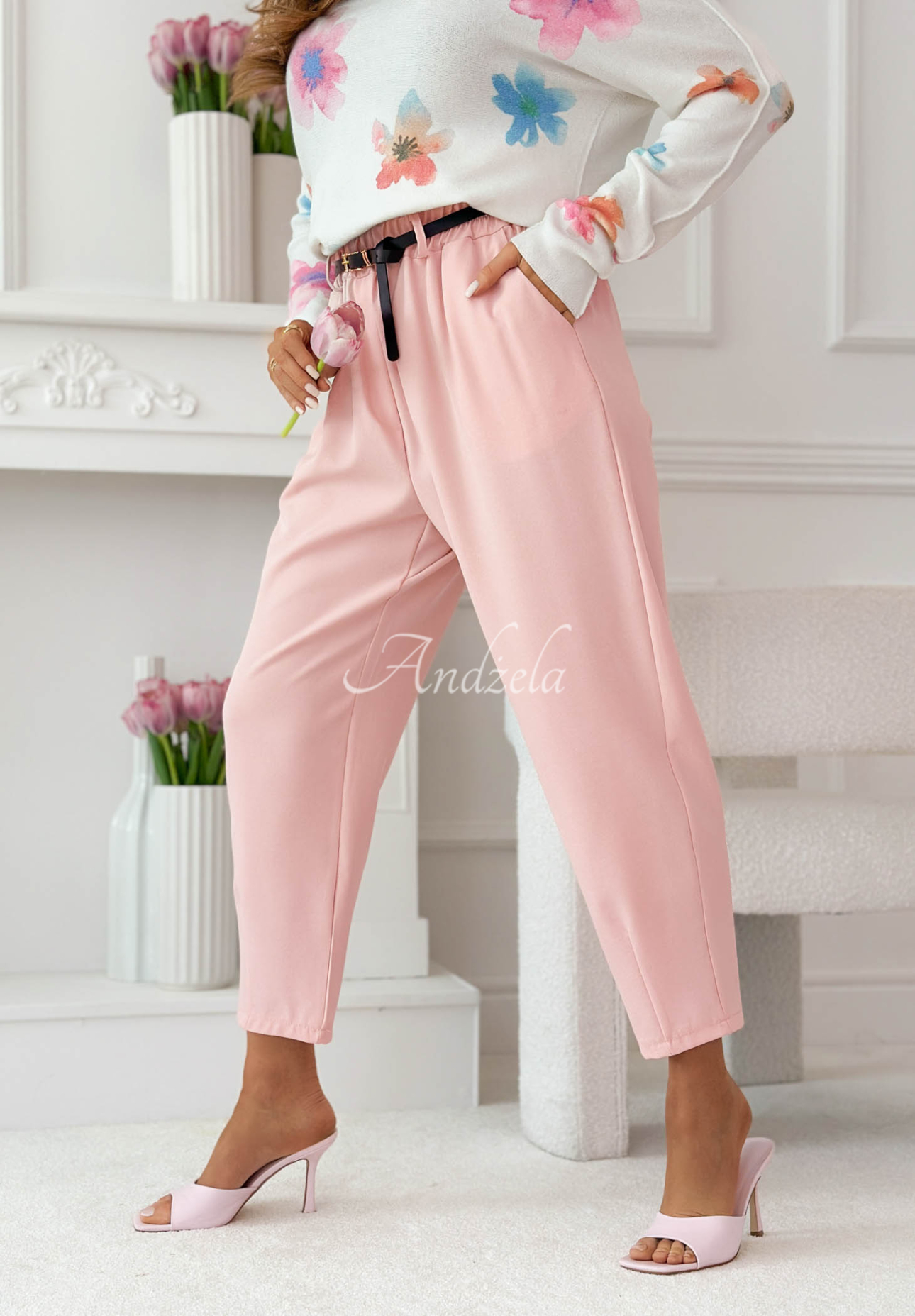 Liora fabric pants with a belt and elastic waistband in powder pink