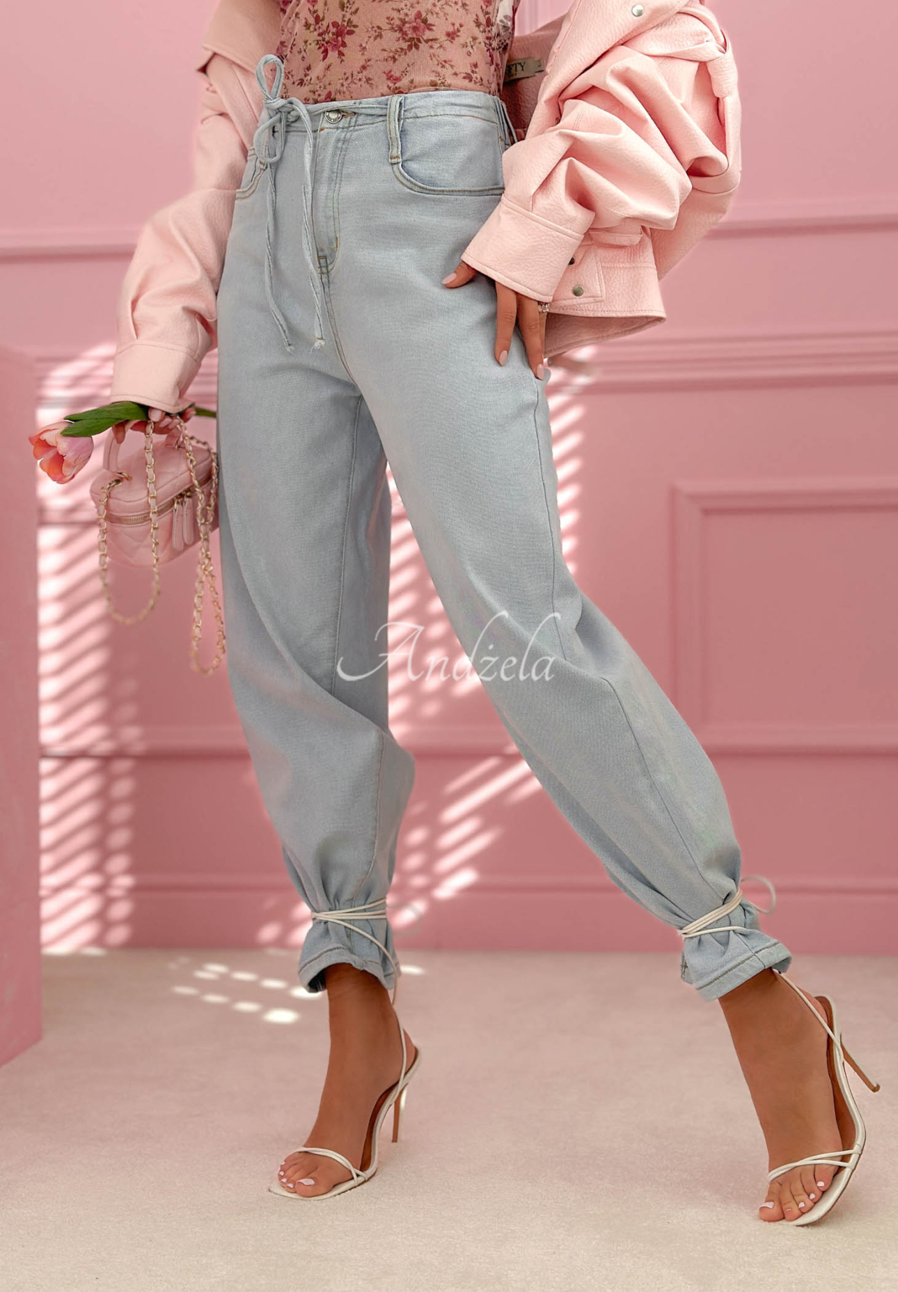 Spodnie jeansowe balloon Michelle jasnoniebieskie