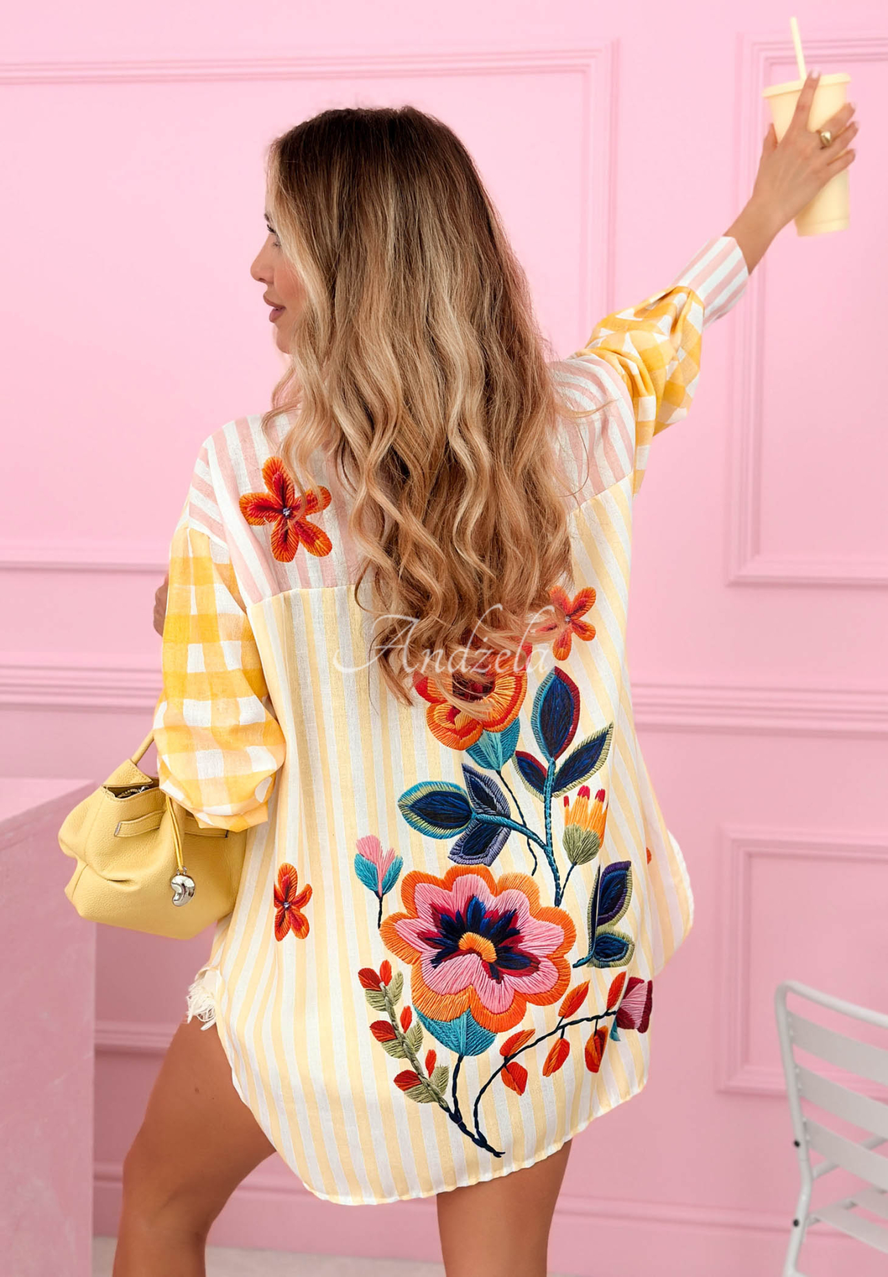 Asymetryczna koszula w paski i kwiaty z wiskozy Clover żółta