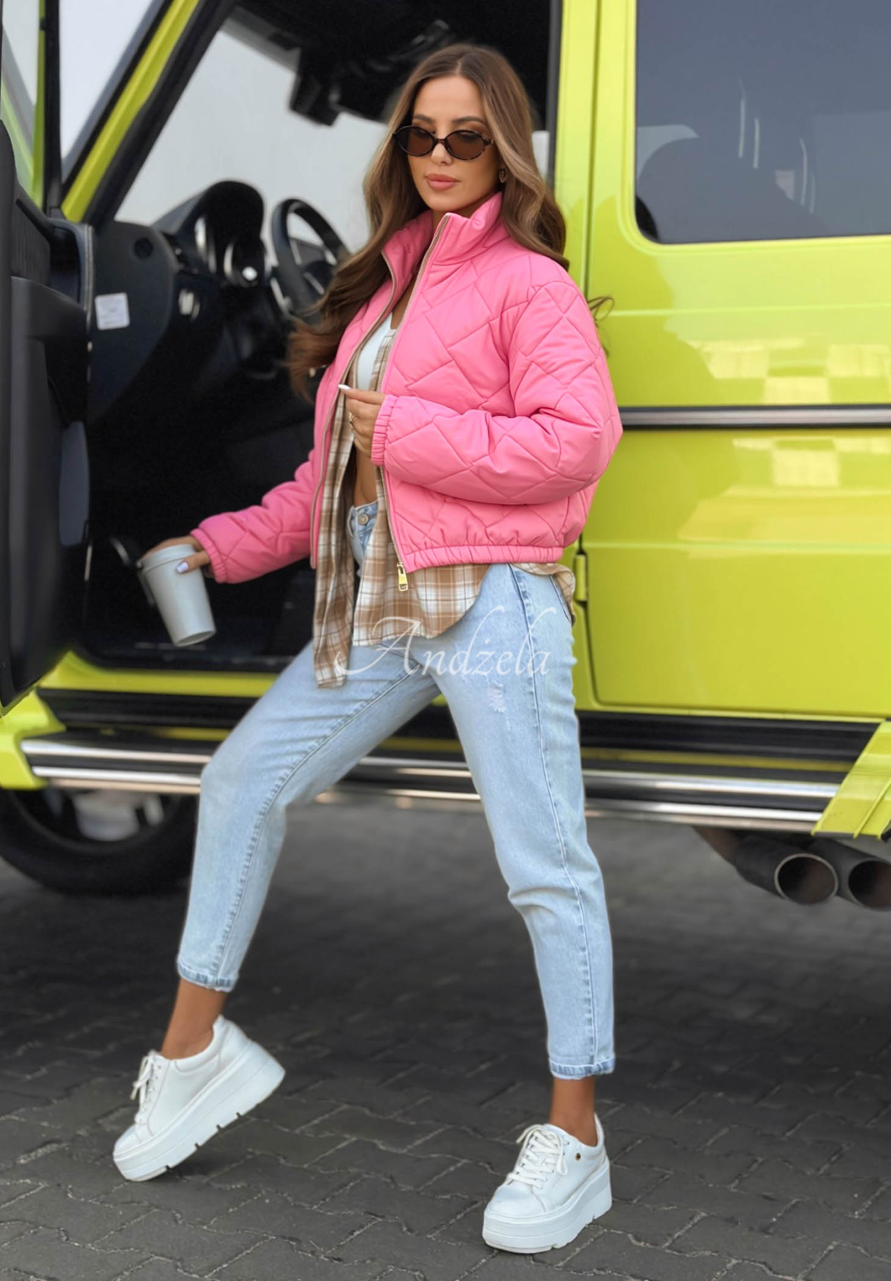 Krótka pikowana kurtka Mirella różowa