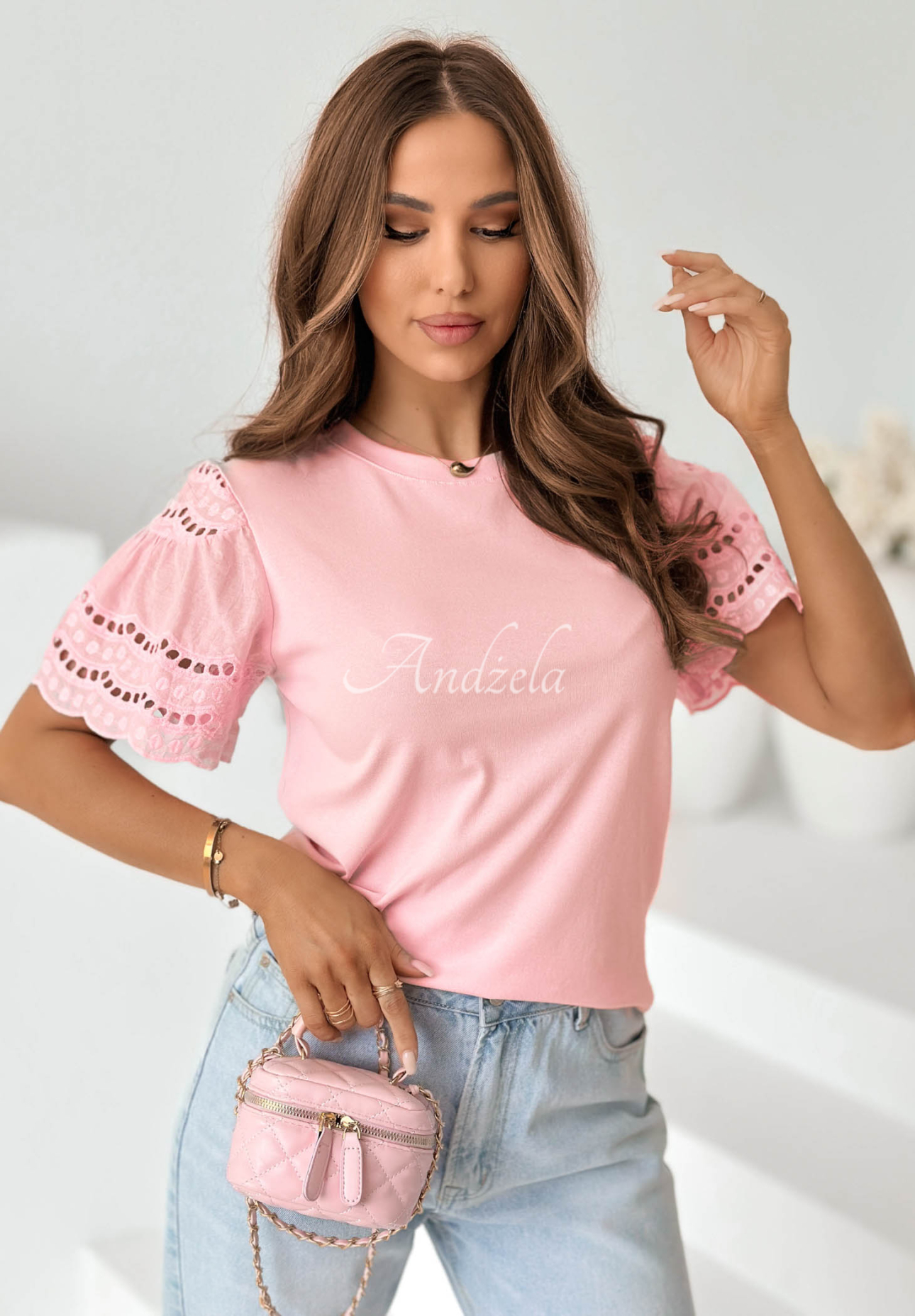 Maritta T-shirt with openwork sleeves in powder pink