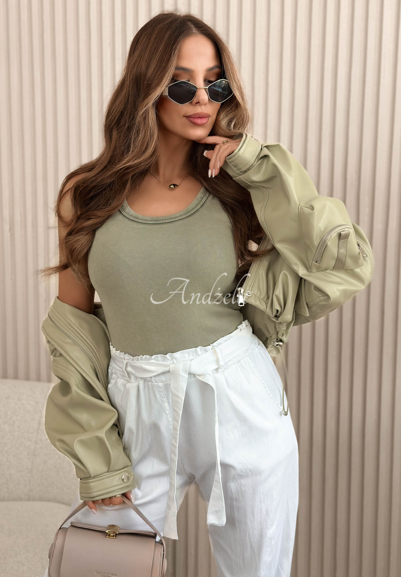 Bawełniany top z dekoltem Sunny Palm khaki