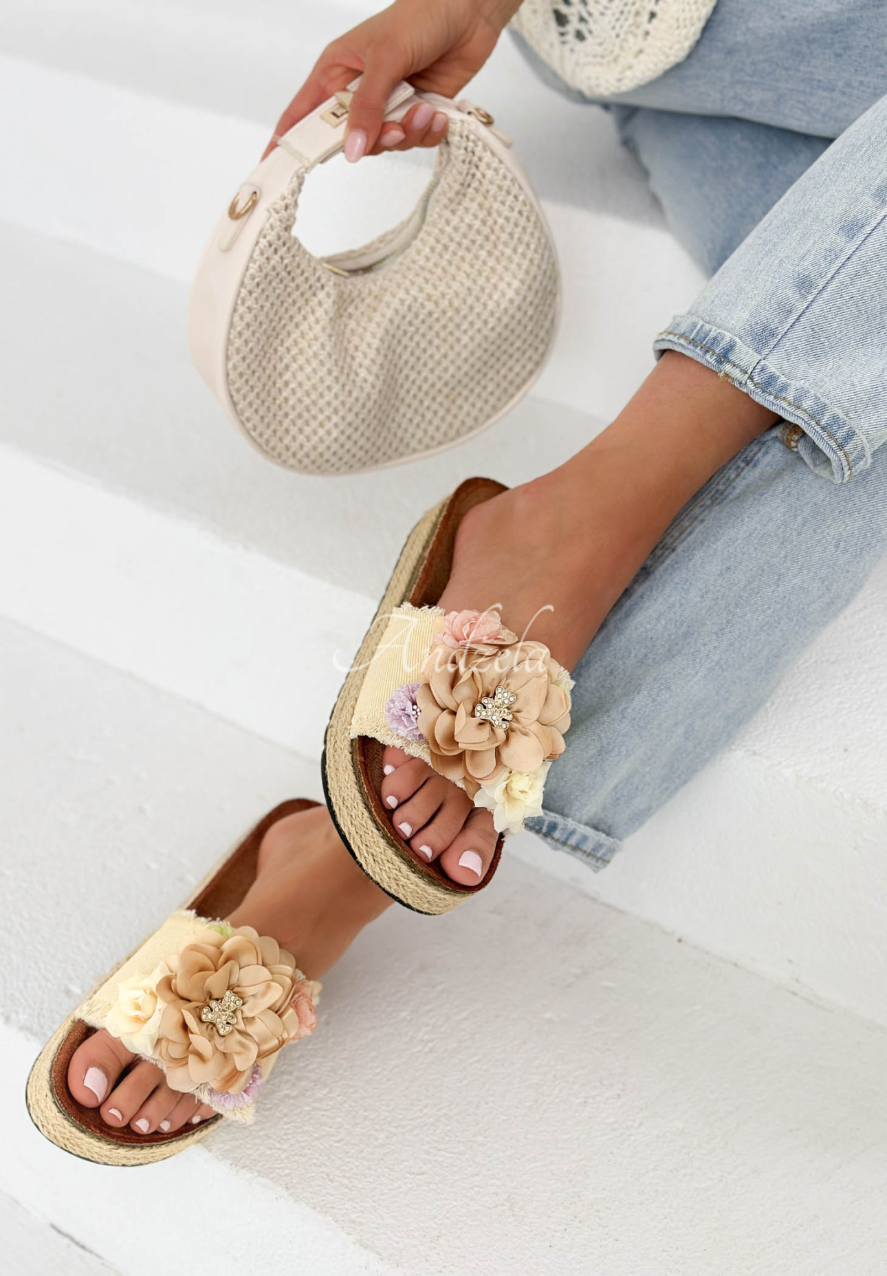 Floriso Beige Flip-Flops with Flowers on the Strap