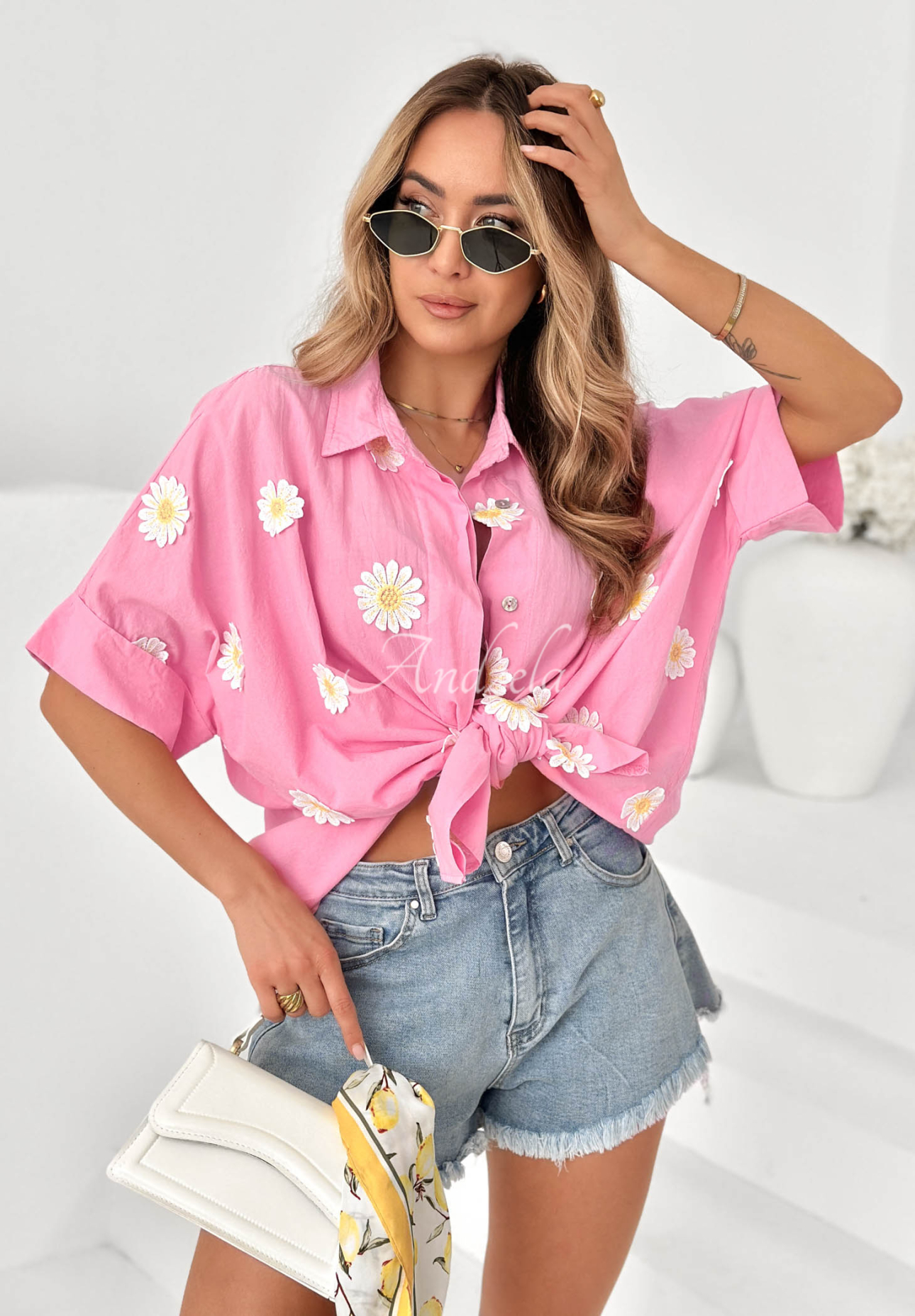Pink Cute Daisy cotton shirt with floral patches