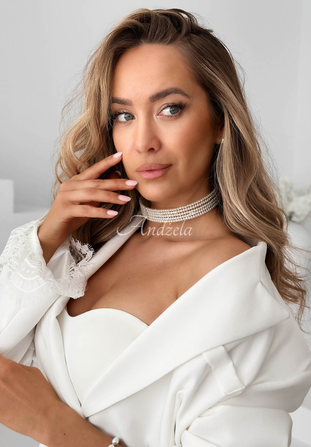 Naszyjnik z perełkami Elegant Pearl złoty