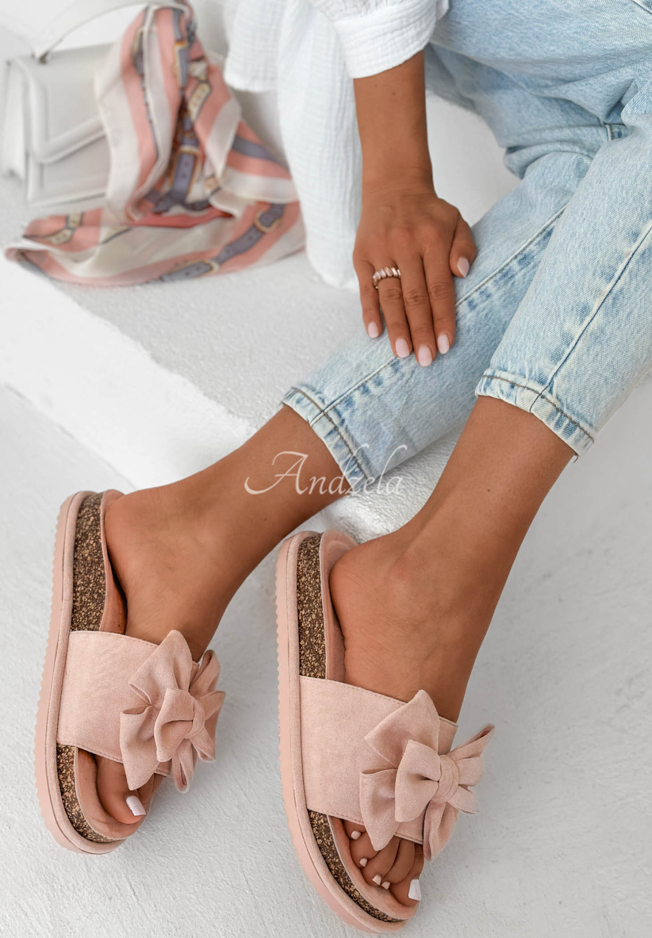 Ismeralda Bow Flip-Flops in Powder Pink