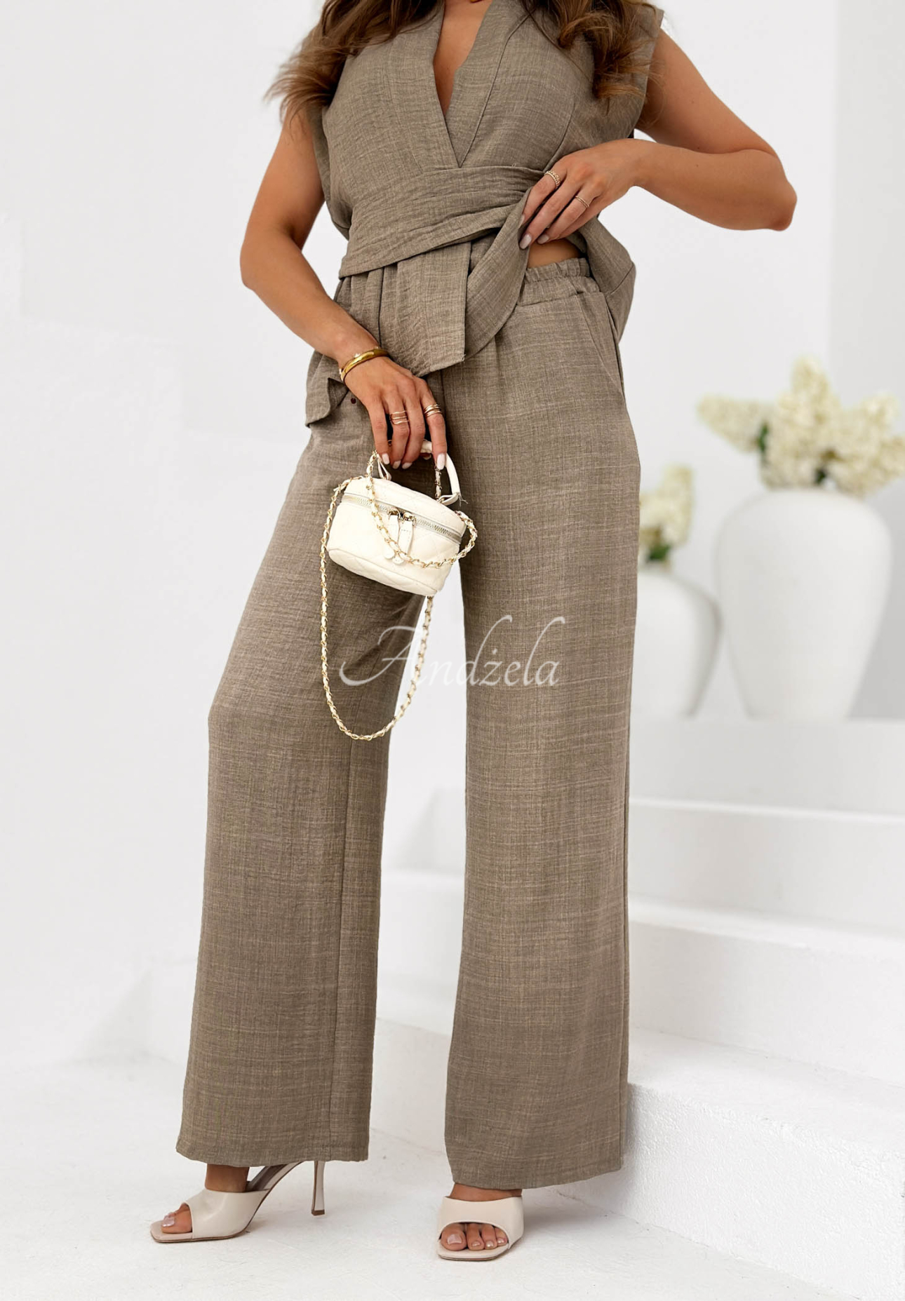 Dream It All Mokka Wide-Leg Set (Vest and Pants)