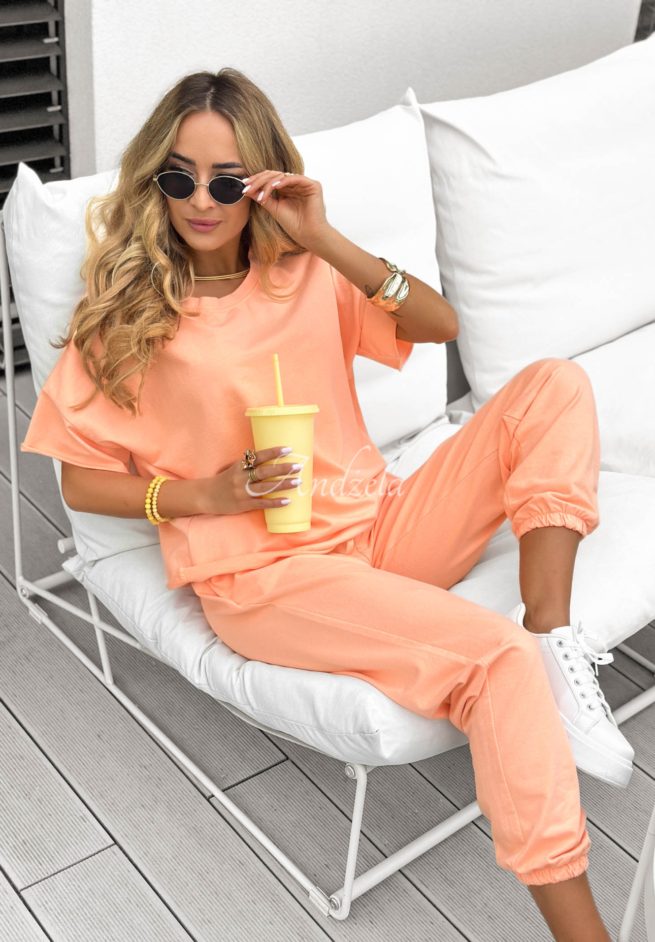 Double Trouble peach T-shirt and sweatpants set