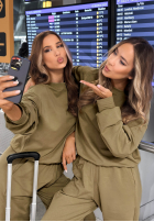 Komplet dresowy bluza i spodnie Right On Time oliwkowy