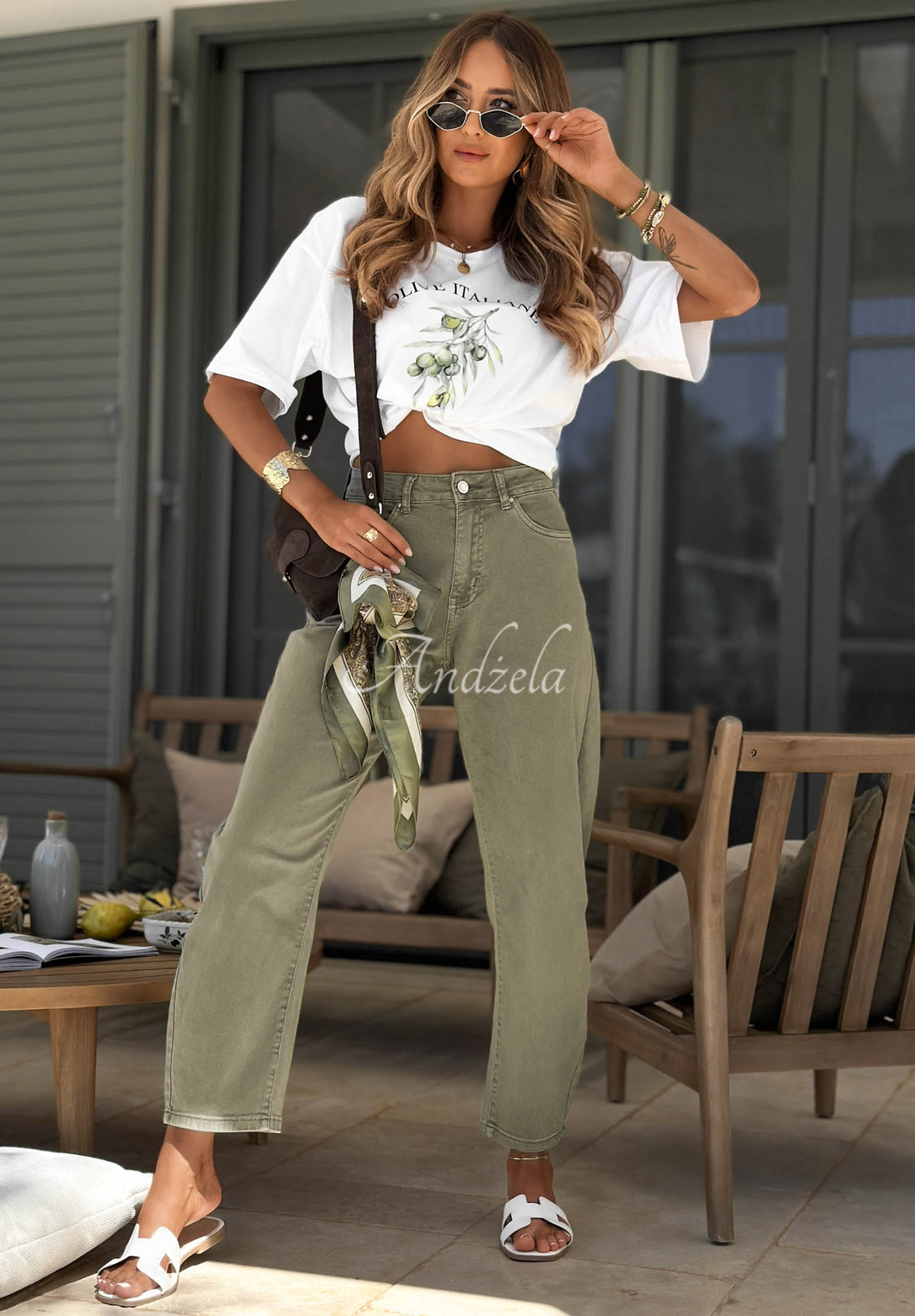 Plain Mood khaki balloon jeans with a belt