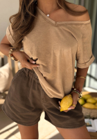 T-shirt z dekoltem Venali camelowy