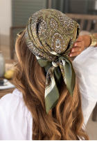 Wzorzysta chusta Print Story khaki