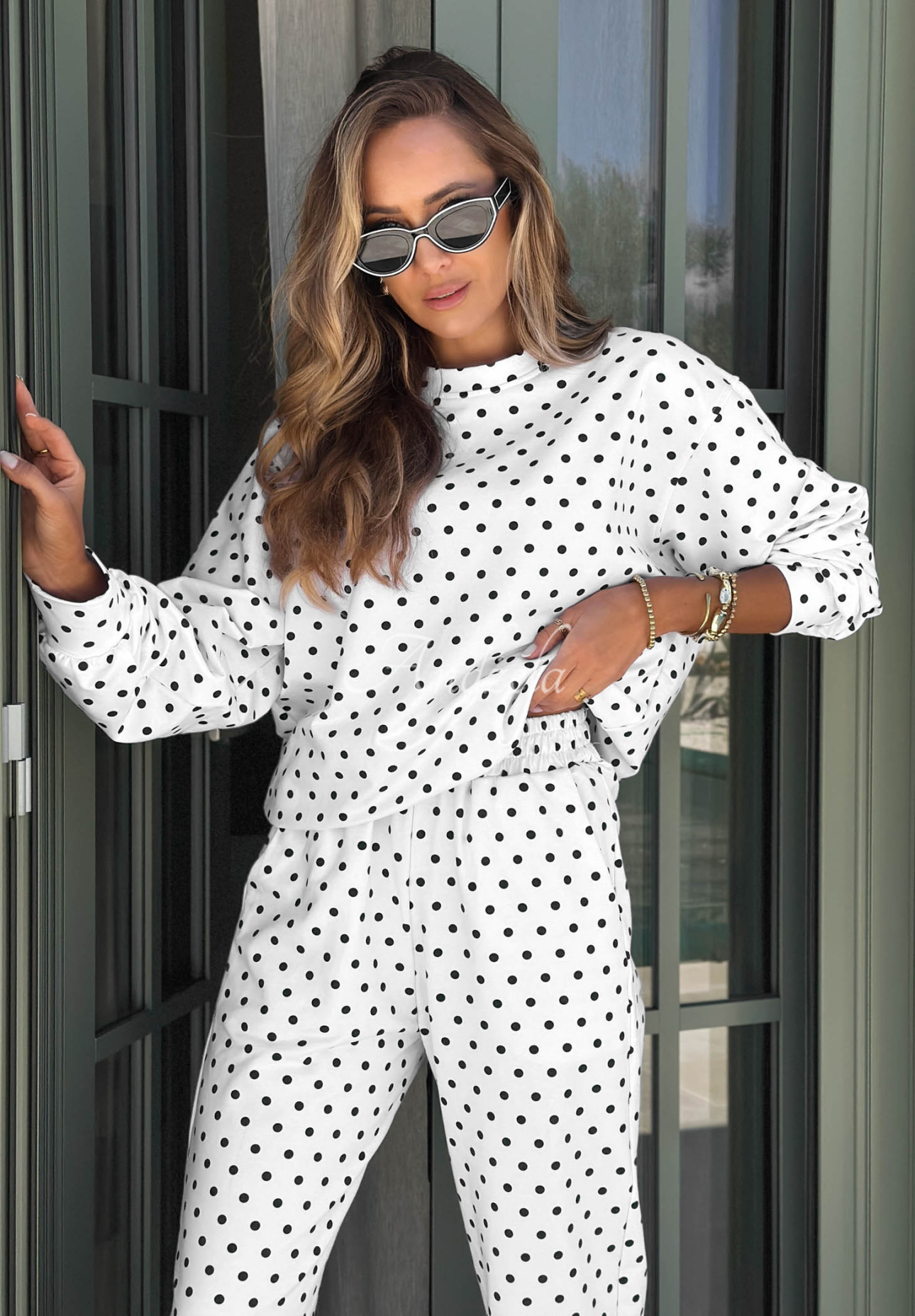 Bawełniany komplet dresowy bluza i spodnie w groszki Dolce Dots biały