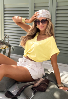 T-shirt V-neck czekoladowy