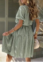 Sukienka mini z bufkami w paski Sunny Shore pistacjowa