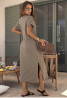 Sukienka z dekoltem Your Own Life czekoladowa