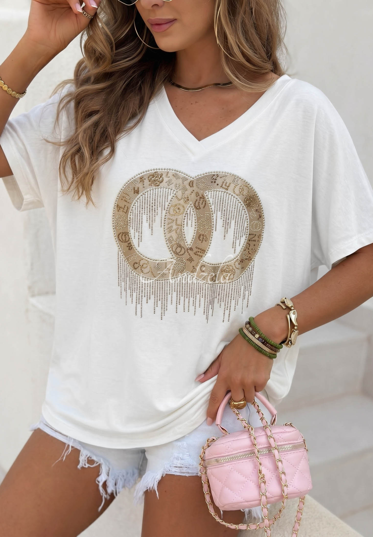 T-shirt oversize z ozdobną aplikacją Love This Day ecru