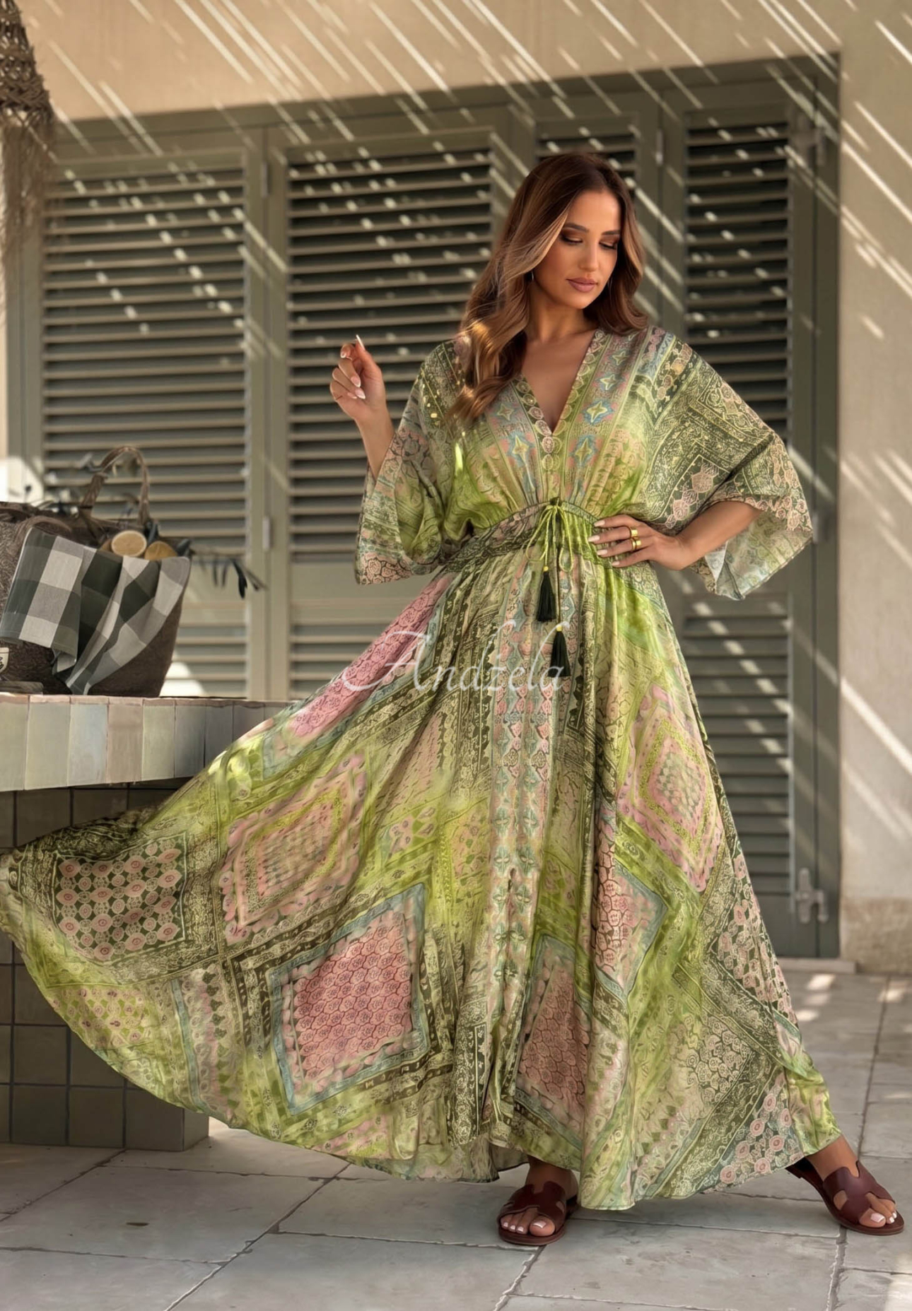 Sun Rituals Pistachio-Colored Patterned Maxi Dress with Wide Sleeves