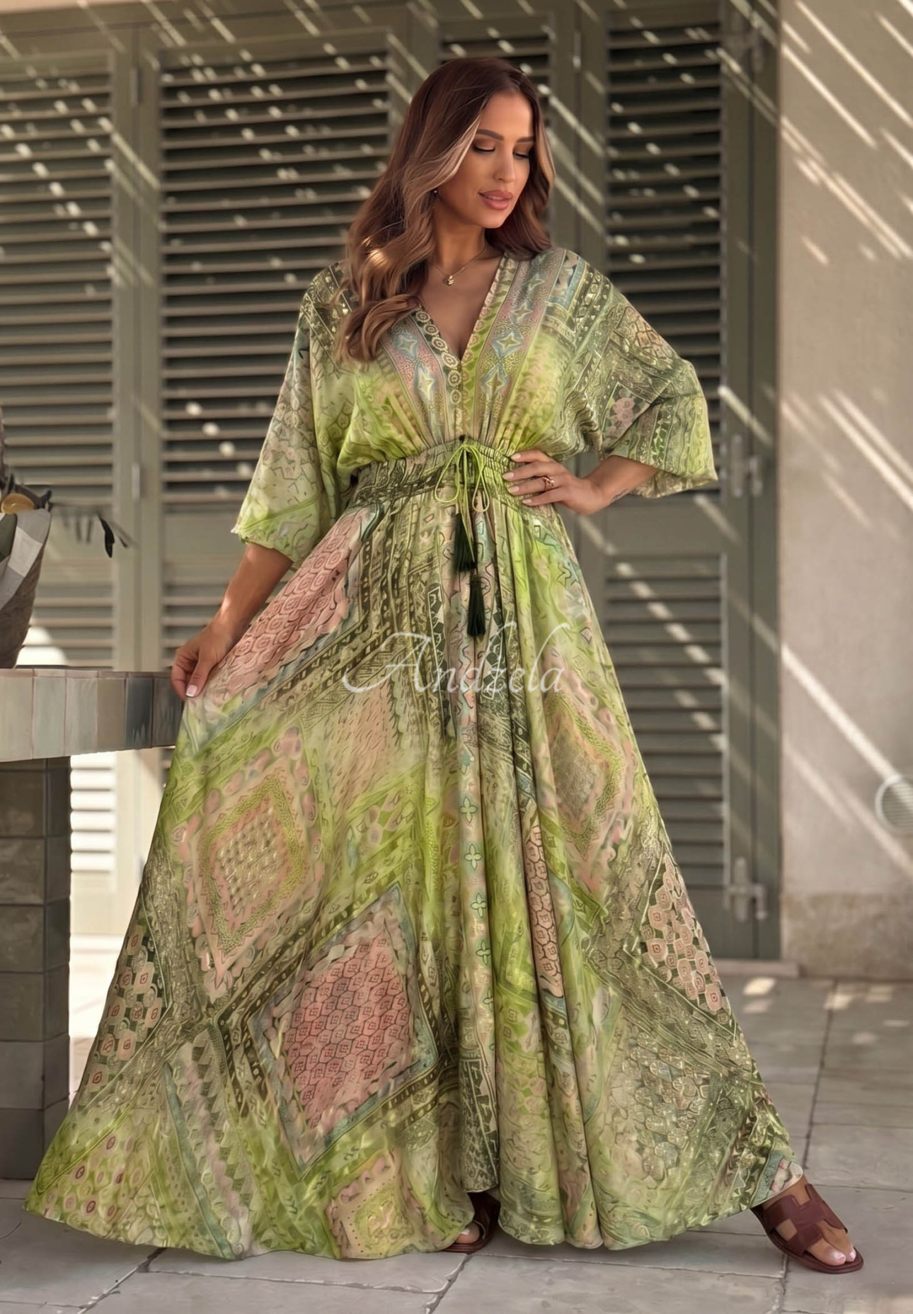 Sun Rituals Pistachio-Colored Patterned Maxi Dress with Wide Sleeves