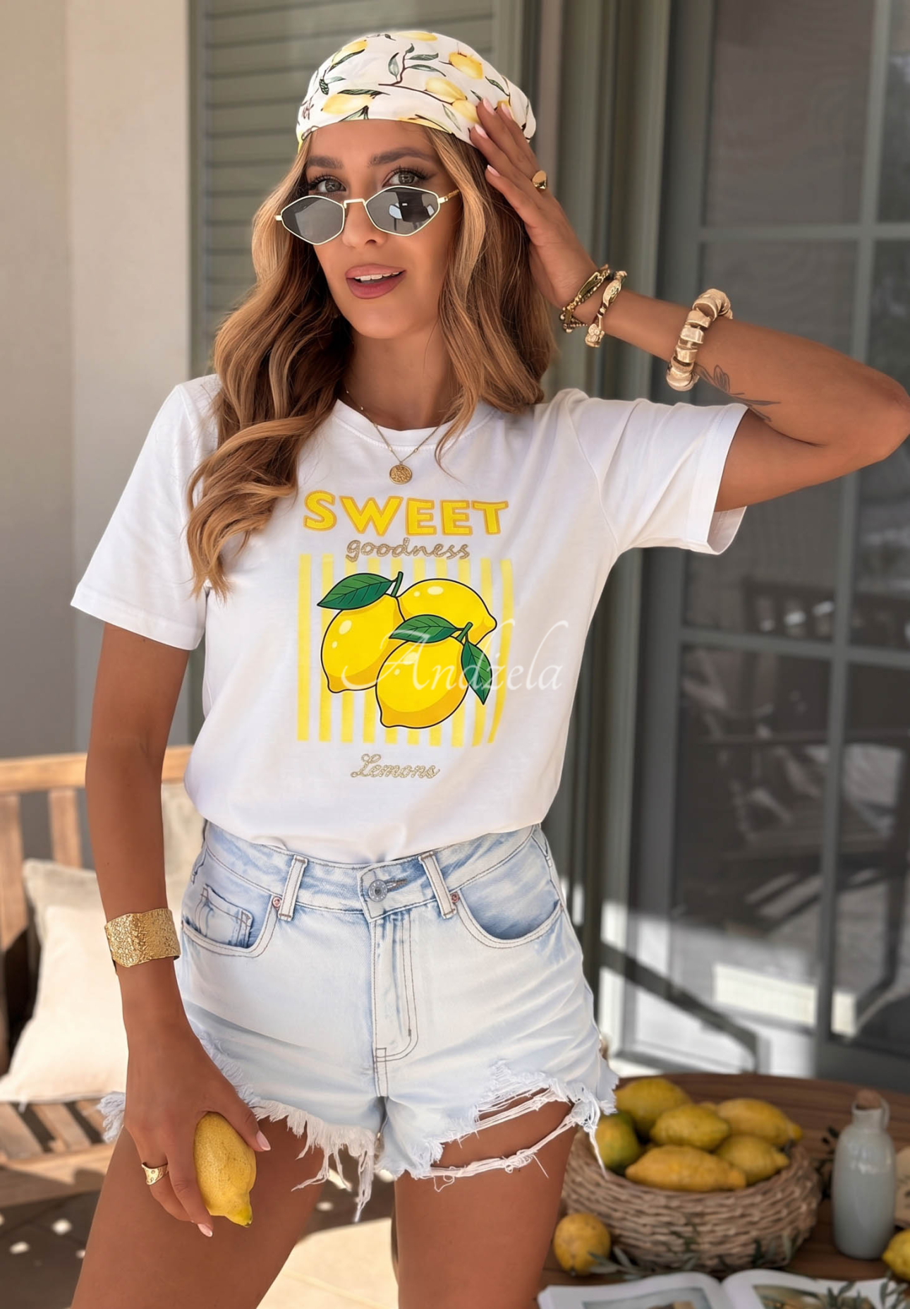 Cotton T-shirt with Sweet Goodness print, white and yellow
