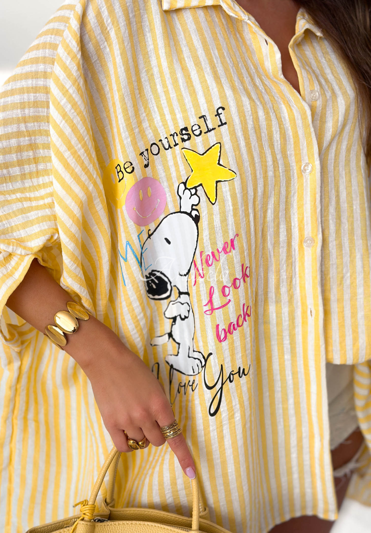 Yellow oversized viscose striped shirt with "Happy Life" prints