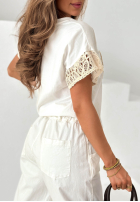 T-shirt z koronką Lacy Heart biały