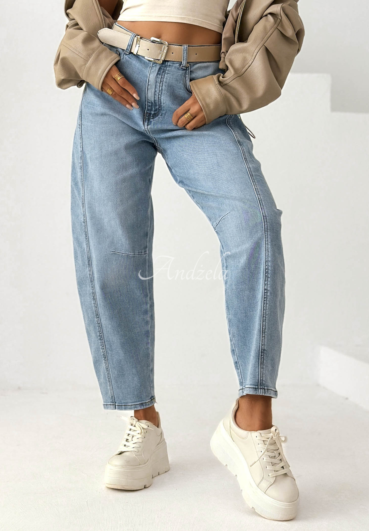 Banana blue jeans with an I Told You belt