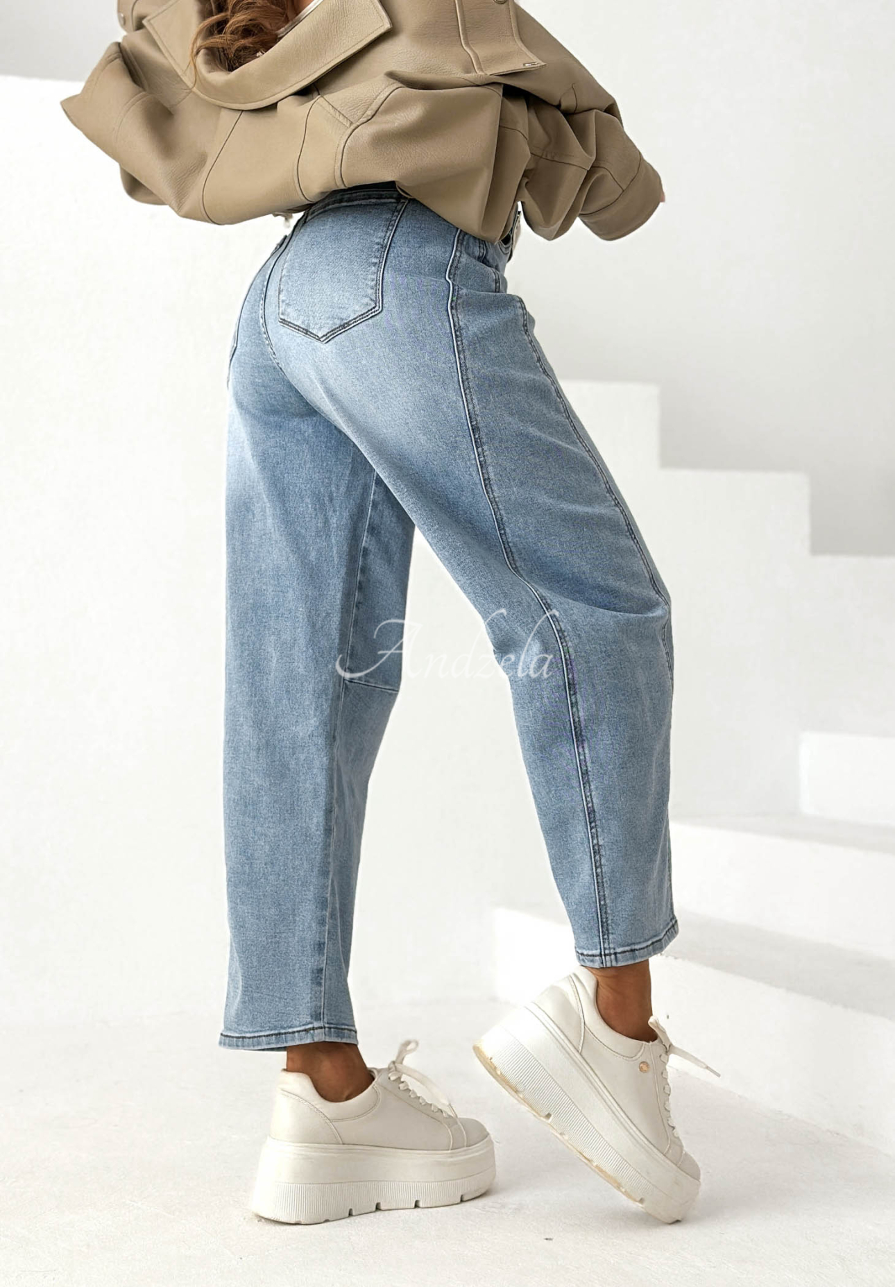 Banana blue jeans with an I Told You belt