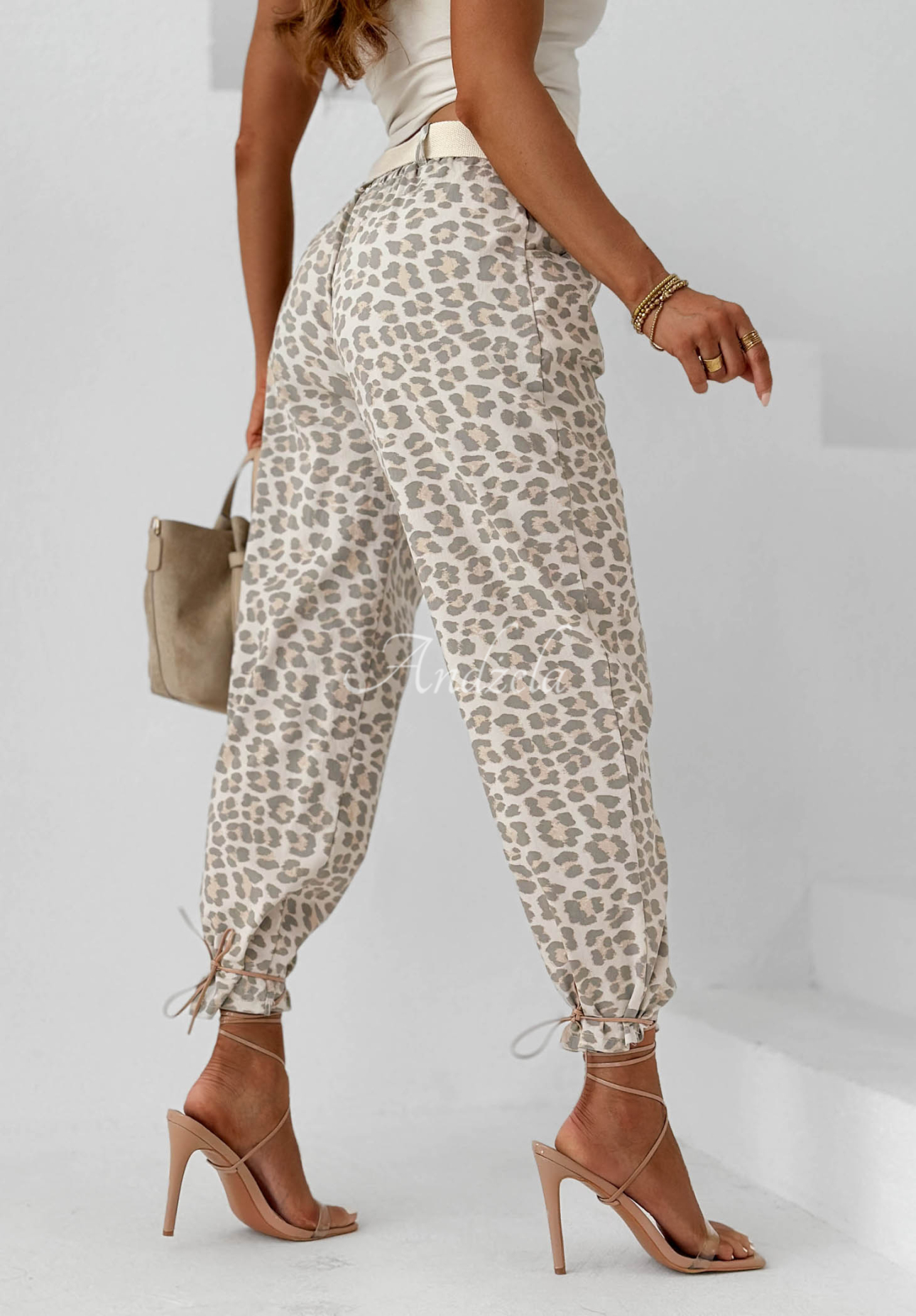 Tropical Trip Beige Leopard-Print Viscose Pants with a Belt