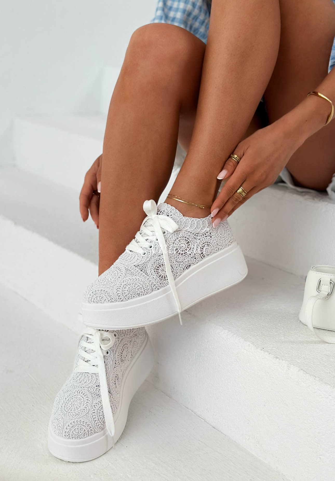 Bianco White Lace-Up Sneakers