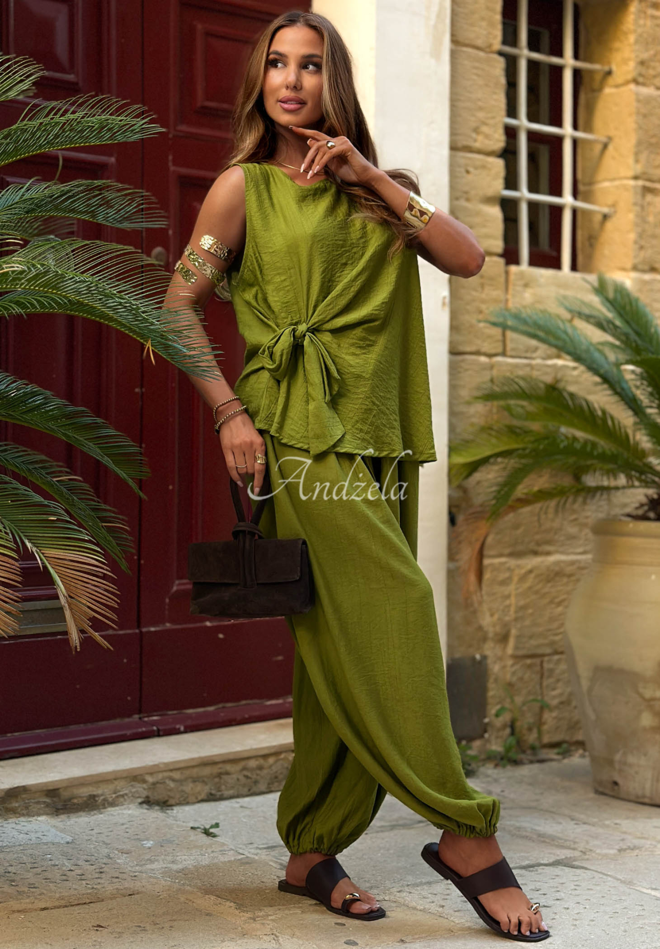 Sun Elegance olive-green viscose set: blouse with tie detail and jogger pants
