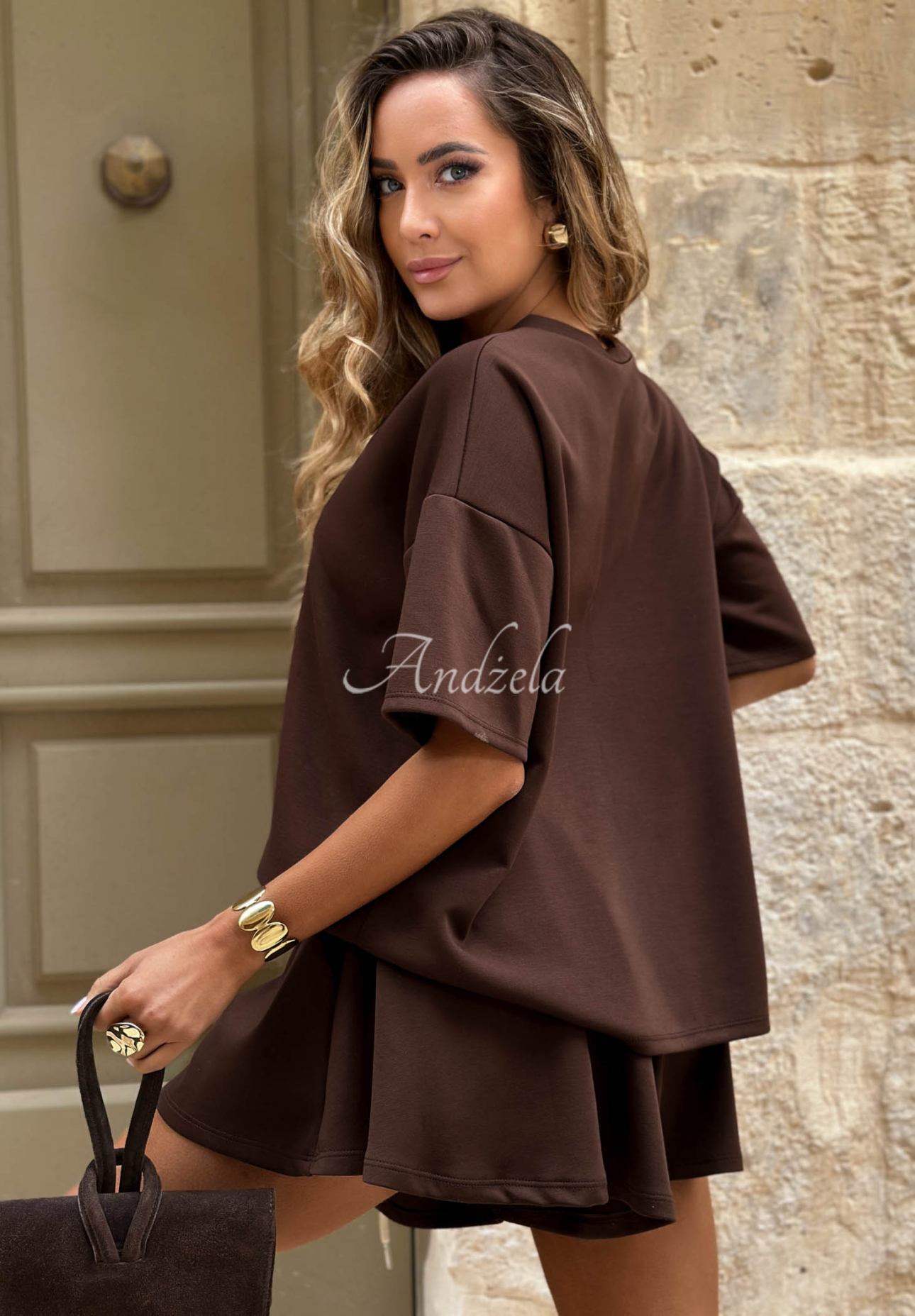 Viscose tracksuit set: "Butter" T-shirt and "Willy" chocolate-colored shorts