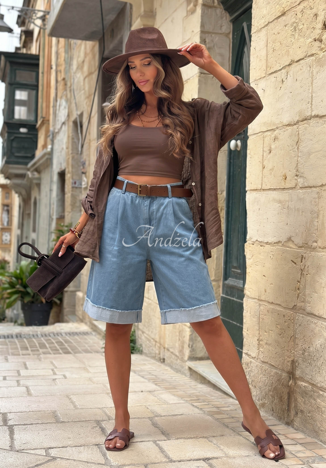 Spodenki jeansowe bermudy z paskiem Azure Essence niebieskie