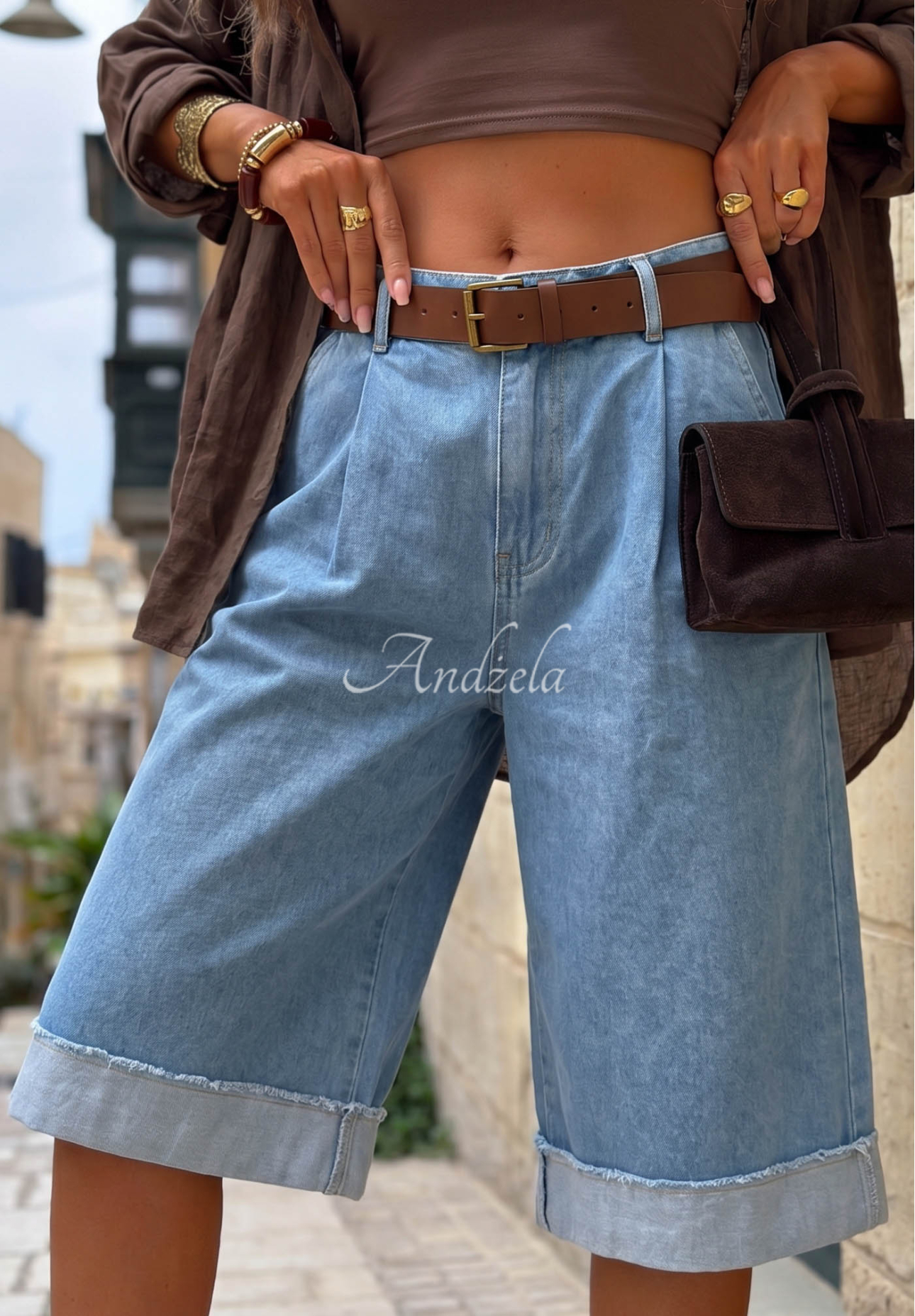 Spodenki jeansowe bermudy z paskiem Azure Essence niebieskie