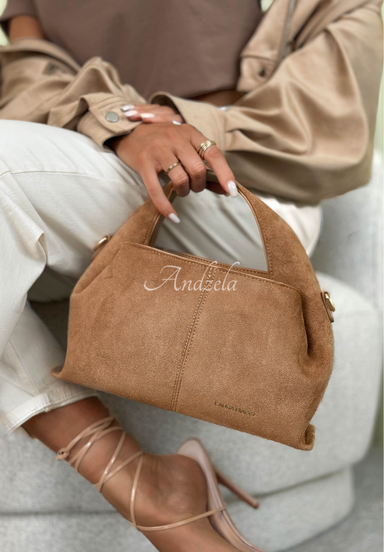 Zamszowa torebka Annabelle camelowa