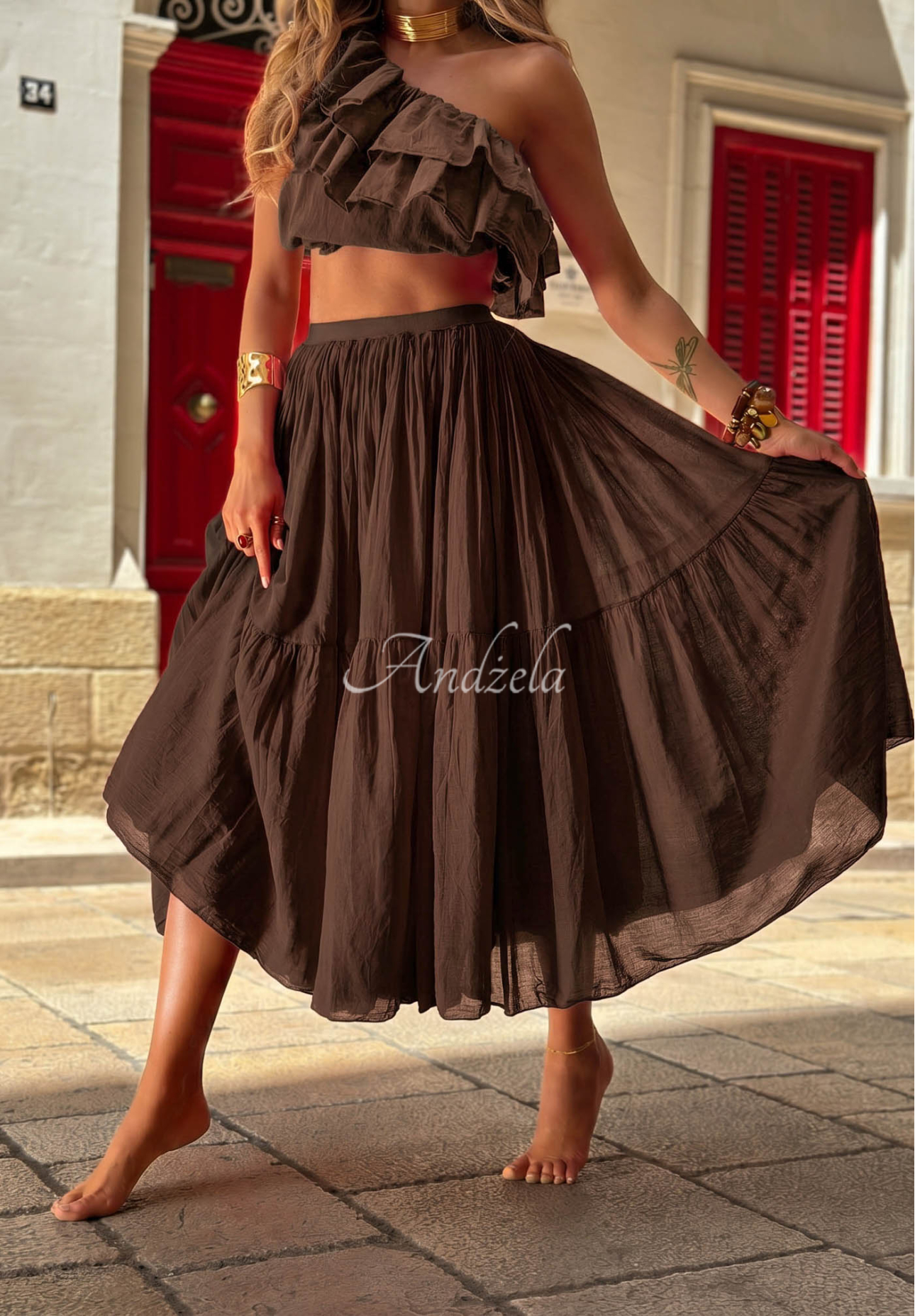 Chocolate-colored Malta Romance Flame cotton maxi skirt with an elastic waistband