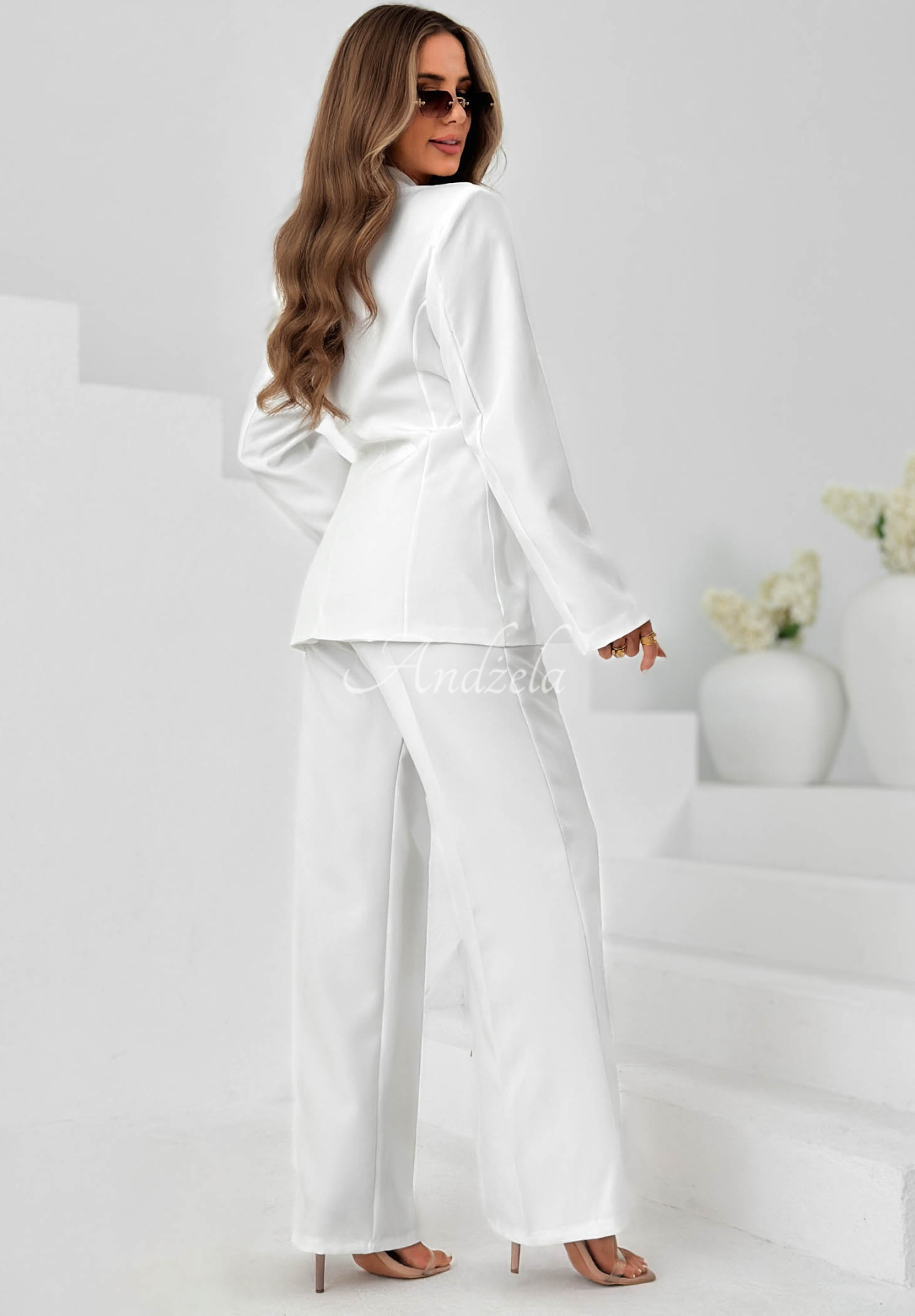 Elegant women's suit by Sunset Atelier in ecru